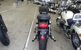 TRIUMPH BONNEVILLE T100 2023