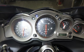 KAWASAKI ZZ1200 NINJA R 2004 ZXT20C