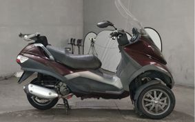 PIAGGIO PIAGGIOMP3 250RL ZAPM4720
