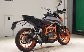KTM 390 DUKE 2023