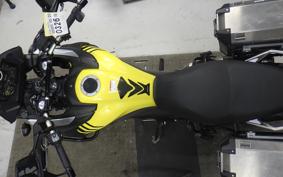 SUZUKI Vｽﾄﾛｰﾑ650XTA 2018 C733A