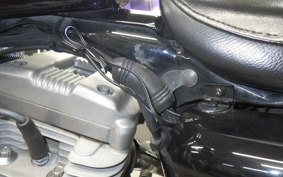 HARLEY XL883 2004