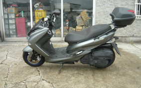 YAMAHA MAJESTYS SG52J