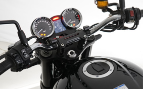 KAWASAKI Z900RS 2020 ZR900C