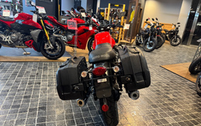 MOTO GUZZI MOTO GUZZI V7 STONE 2019 ZGULW