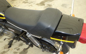 SUZUKI GS750 GS750D