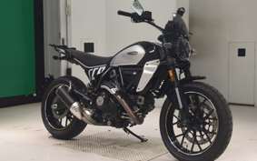 DUCATI SCRAMBLER ICON 2026