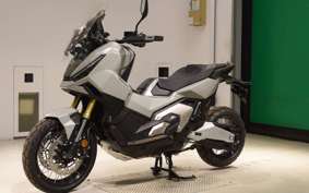 HONDA X-ADV 750 2025 RH21