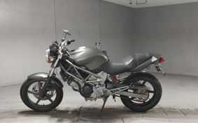 HONDA VTR 250 MC33