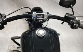 HARLEY FXBRS1870 2022 YHK