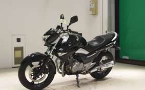 SUZUKI GSR250