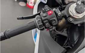 BMW S1000RR M 2025 0P21