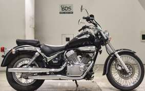 SUZUKI INTRUDER 250 LC 2004 VJ51A