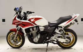 HONDA CB1300SB SUPER BOLDOR A SC54
