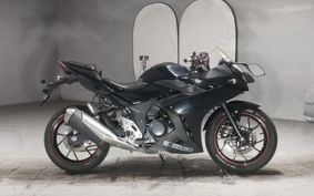 SUZUKI GSX250R DN11A