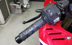HONDA CBR250RR A 1999 MC51