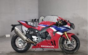 HONDA CBR1000RR RSP 2025 SC82