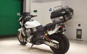 HONDA X4 LD 2000 SC38