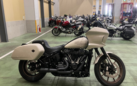 HARLEY FXLRST YXZ