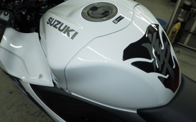 SUZUKI HAYABUSA Gen.3 2022 EJ11A