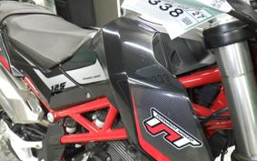 BENELLI TNT125