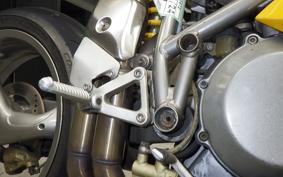 DUCATI 748 MONOPOSTO 2001