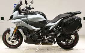 BMW S1000XR 2020