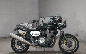 YAMAHA XJR1300 C RP19