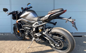 TRIUMPH  TRIUMPH  STREET  TRIPLE RS 2024 HDA614