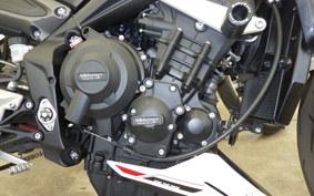 TRIUMPH STREET TRIPLE R 2023