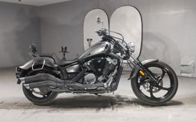 YAMAHA XVS1300CA STRIKER 2013 VP33