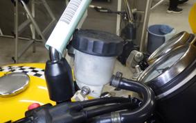 TRIUMPH THRUXTON 900 2009