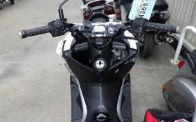 YAMAHA N-MAX SE86J