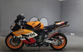 HONDA CBR1000RR 2005 SC57