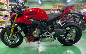DUCATI STREET FIGHTER V4S 2021 1F00