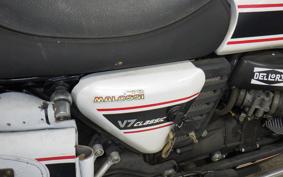 MOTO GUZZI V7 CLASSIC 2008