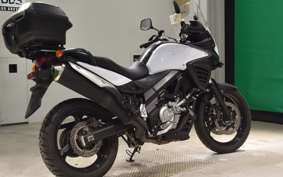 SUZUKI Vｽﾄﾛｰﾑ650A 2013 VP56A