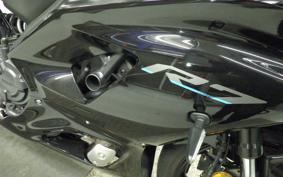 YAMAHA YZF-R7 2025