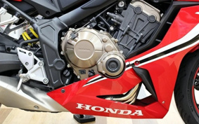 HONDA CBR650R 2020 RH03