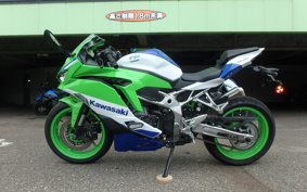 KAWASAKI NINJA ZX-4RR KRT ED 2024 ZX400P