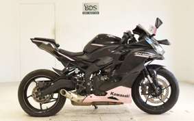 KAWASAKI ZX-25R ZX250E