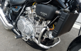 HONDA V45 MAGNA 1988 RC28