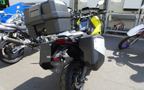 HONDA X-ADV 750 2025 RH21