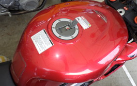 APRILIA SL1000 FALCO 2001