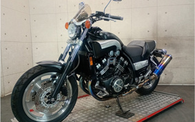 YAMAHA VMAX 2004 2LT0
