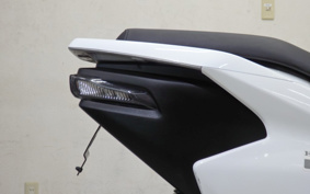 HONDA EM1 e: EF16