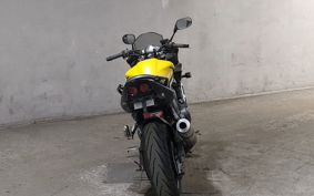 YAMAHA FZS1000 FAZER RN06