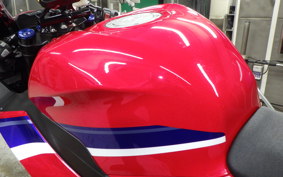 HONDA CBR600RR 2024 PC40