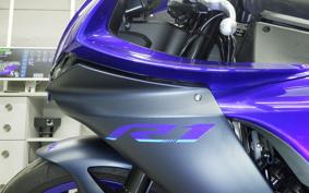 YAMAHA YZF-R1 2025