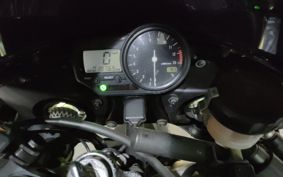 YAMAHA YZF-R1 2001 RN04